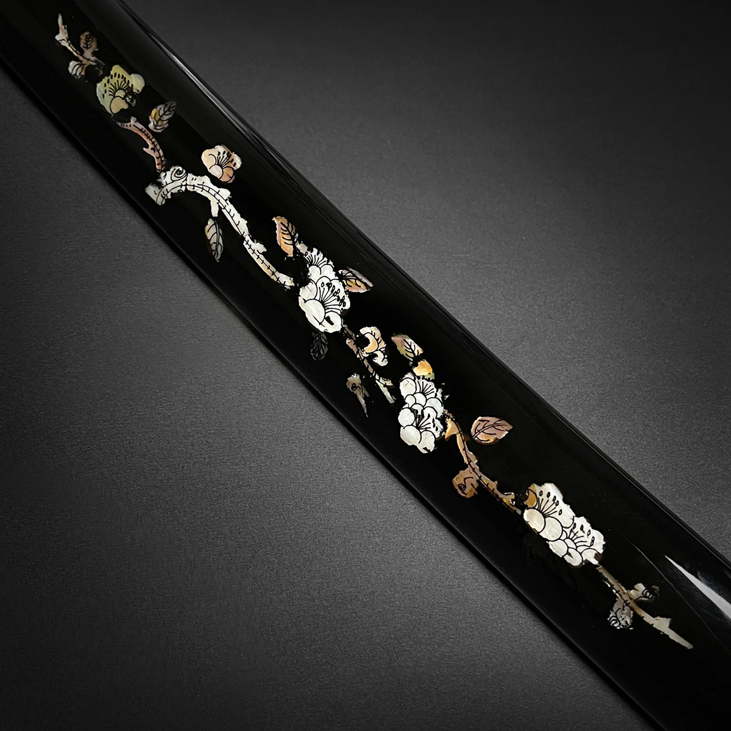 Musha Black "Bamboo & Plum Flower" Katana - Image 5