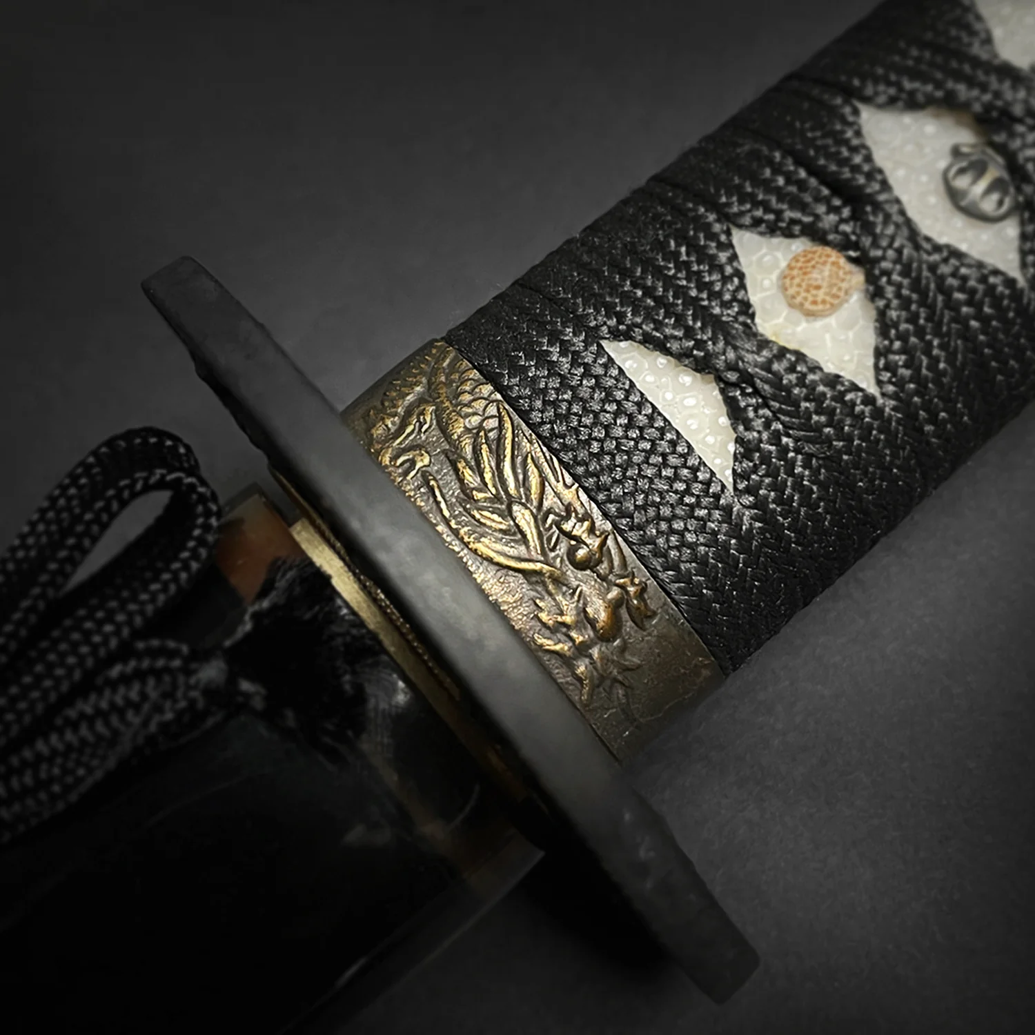 Musha “Black Pearl Dragon” Katana - Image 4