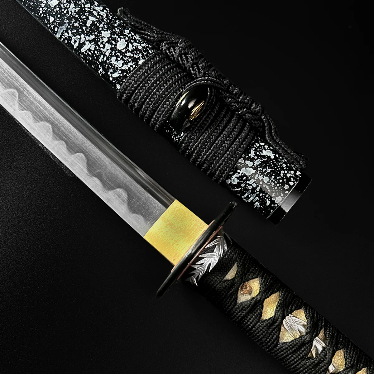 "Take" ( タク Bamboo) Katana - Image 2